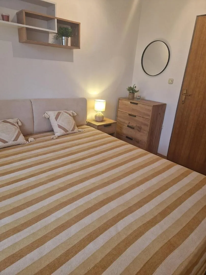 Apartment Alen Turanj